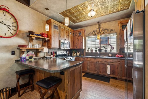 Kitchen 1