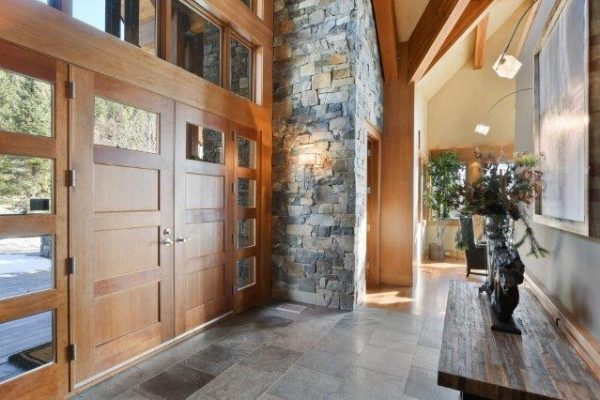 Entry to large Whitefish home interior